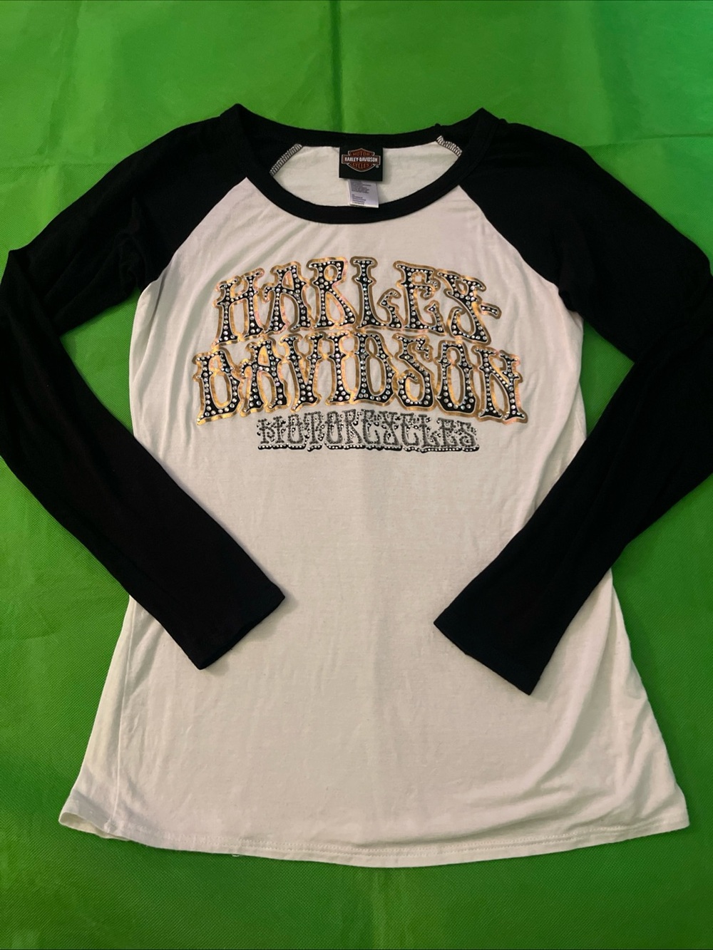 Harley-Davidson White Body Black Sleeves Studded Logo Raglan